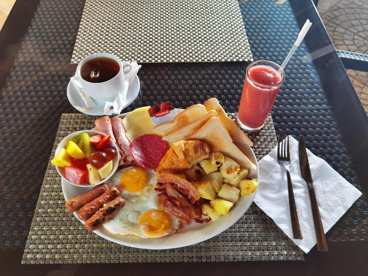 Hotel Sea Breeze Sosua Bagian luar foto